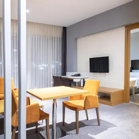 Ramada Plaza By Wyndham Istanbul Airport Hotel Kocaeli