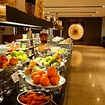 Ramada Plaza By Wyndham Istanbul Airport Hotel 5*