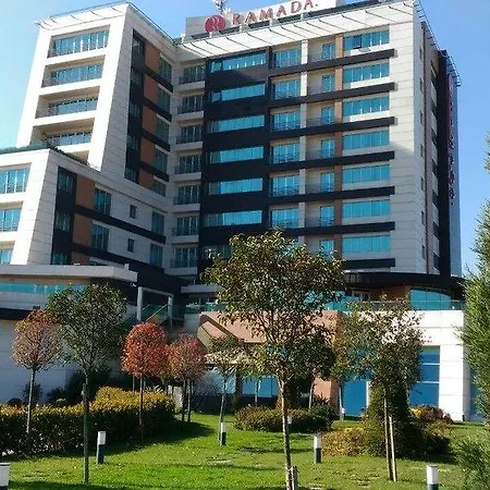 Ramada Plaza By Wyndham Istanbul Airport 5*