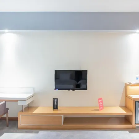 Ramada Plaza By Wyndham Istanbul Airport 5*