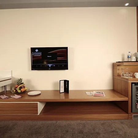 Ramada Plaza By Wyndham Istanbul Airport Otel Gebze