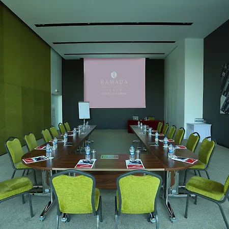 Ramada Plaza By Wyndham Istanbul Airport 5*