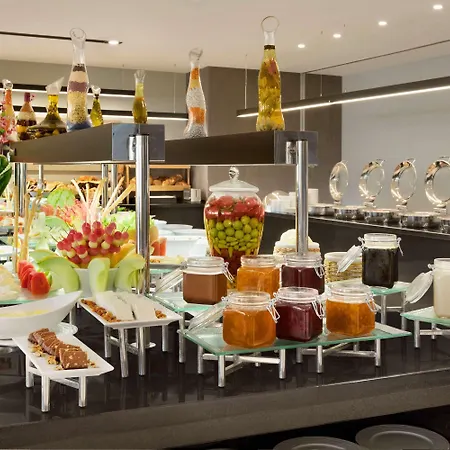 Hotel Ramada Plaza By Wyndham Istanbul Airport 5*