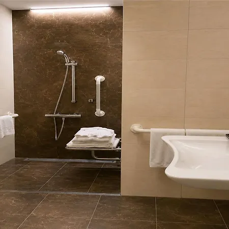 Wyndham Istanbul Airport Hotel 5*