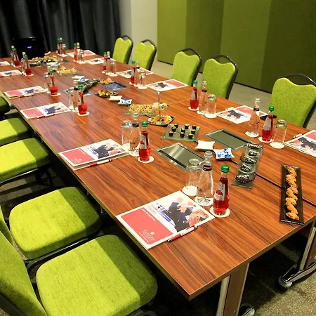 Otel Ramada Plaza By Wyndham Istanbul Airport 5*