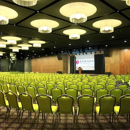 Otel Ramada Plaza By Wyndham Istanbul Airport 5*
